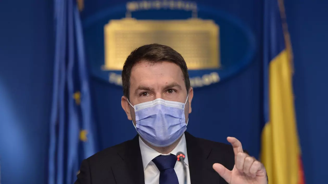 Cătălin Drulă, după ședința cu directorii căilor ferate: Vor mai exista întârzieri din cauza caniculei