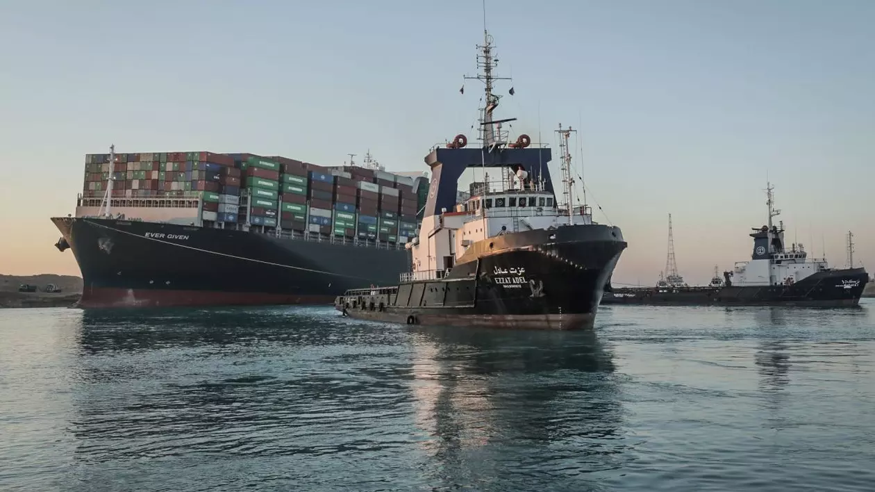 Nava Ever Given, care a eșuat și blocat Canalul Suez aproape o săptămână, va fi eliberată