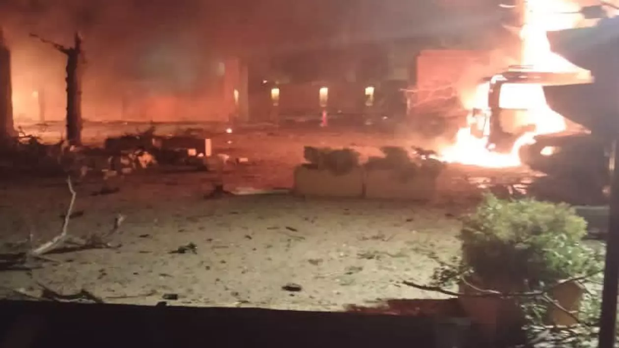 Cel puţin patru morţi şi 11 răniţi, într-o explozie la un hotel de lux din Pakistan