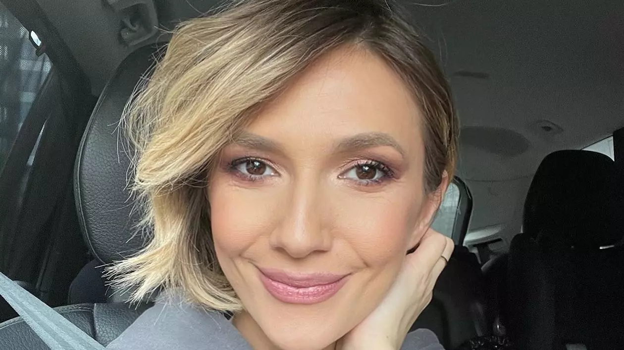 Ce a pățit Adela Popescu în trafic, la volan. A izbucnit în lacrimi: „Radu mă enerva că nu mă înțelege”