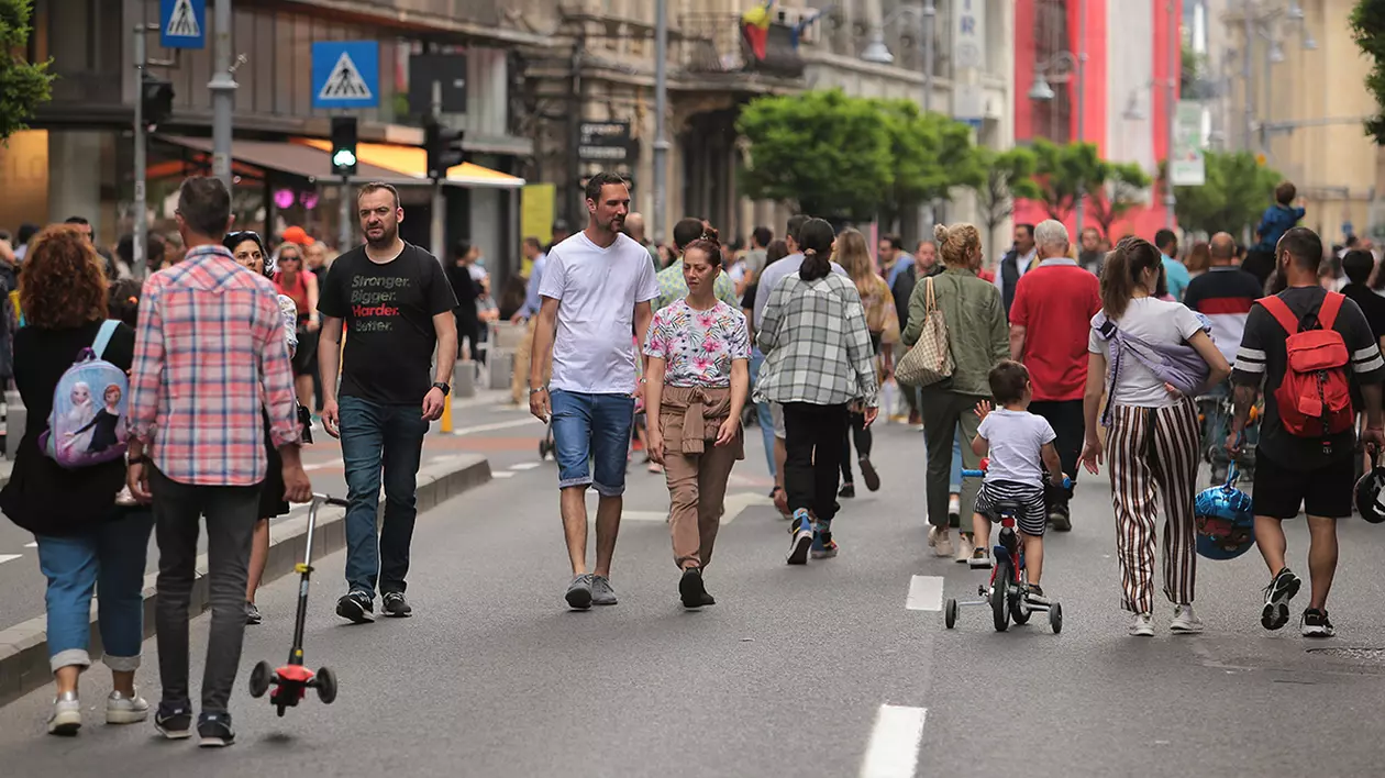 Temperaturi de vară în Bucureşti, în acest weekend. Atenționare meteo, valabilă penrtru vestul țării