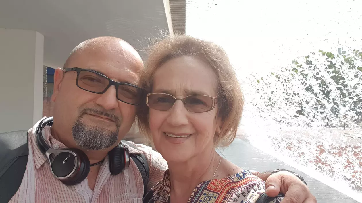 Cine e și cum arată la 49 de ani fiul Sofiei Vicoveanca. „El rămâne pruncul meu”