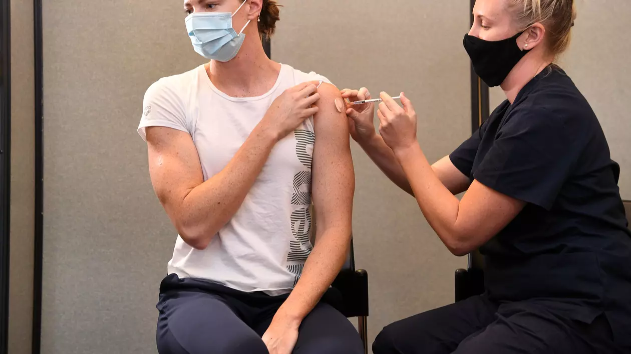 Eforturile Australiei de a obține mai multe doze de vaccin, comparate cu Hunger Games