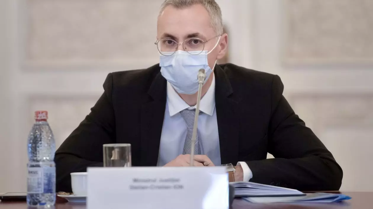 Liderul deputaţilor UDMR îl acuză pe ministrul justiţiei, Stelian Ion, că „alunecă spre stalinism”