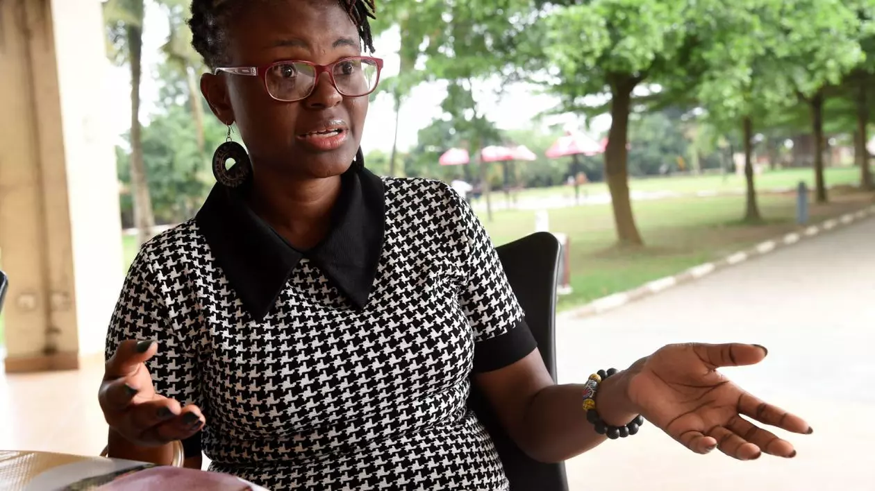 „Încă fac terapie”. Dezvăluirile unei jurnaliste din Nigeria, premiată după ce a documentat traficul de persoane