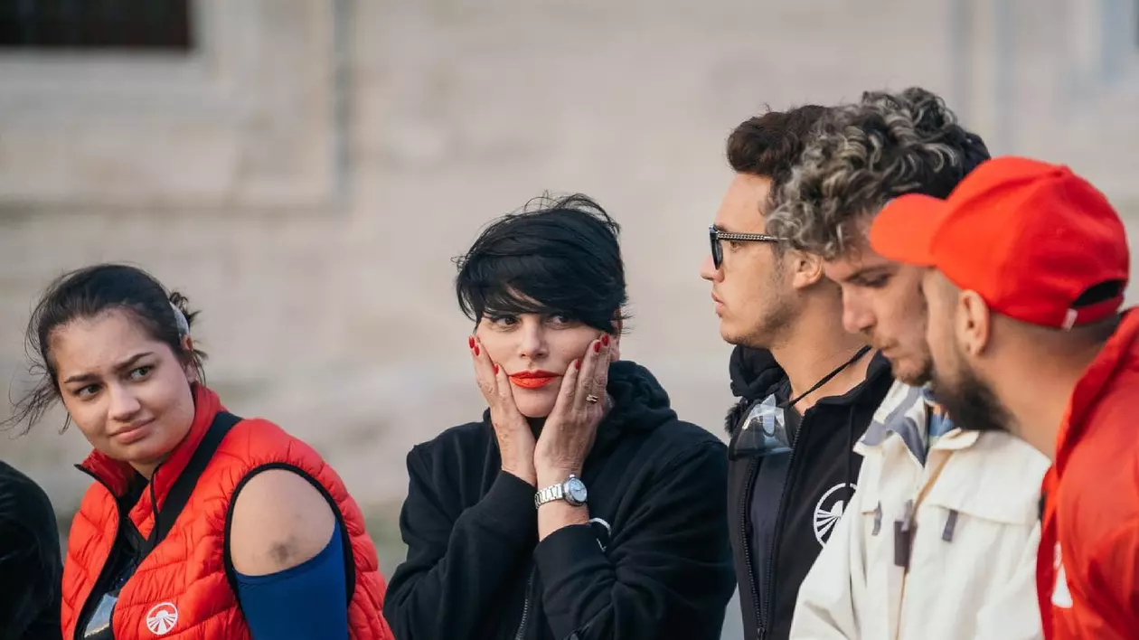 Patrizia Paglieri și Francesco, de la agonie la extaz la „Asia Express” sezonul 4. „Fiecare zi acolo e ca un an în București”
