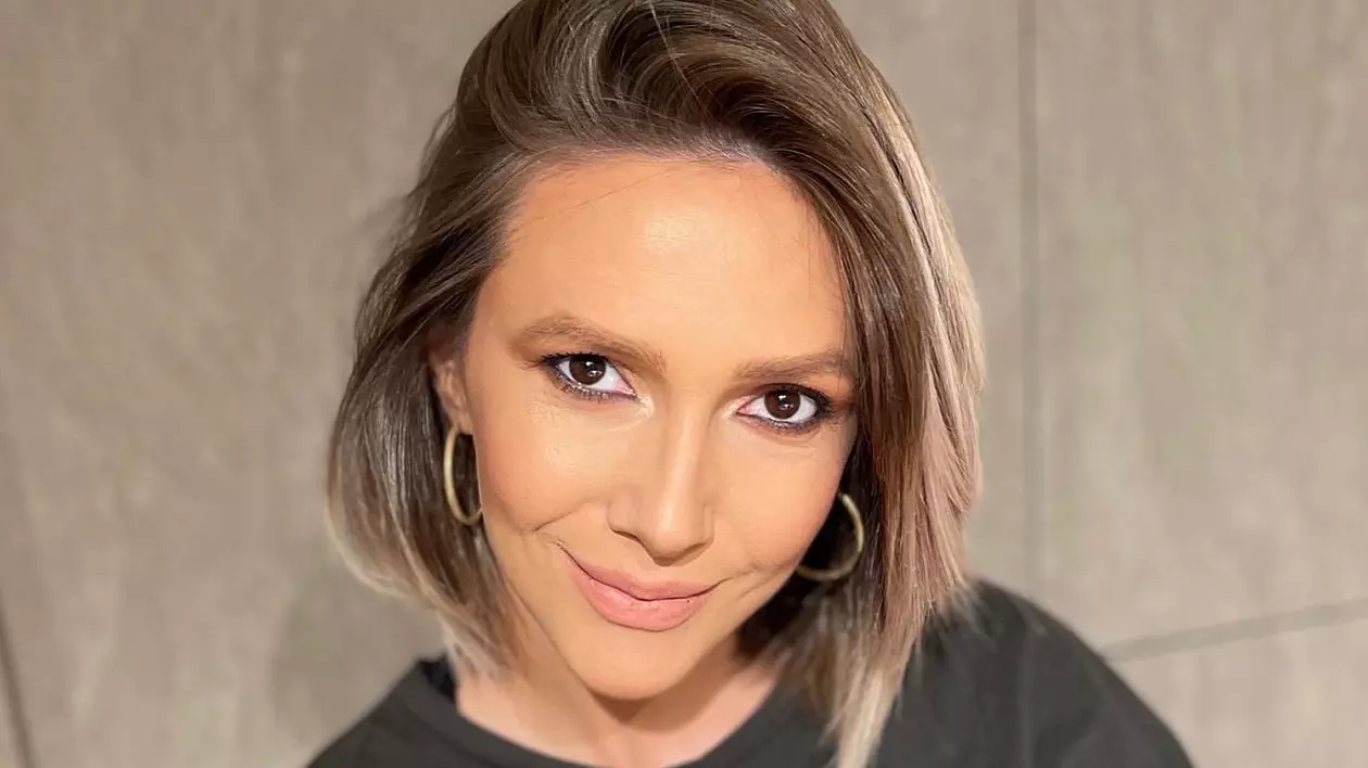 Adela Popescu, pregătită să nască al treilea copil. Și-a făcut bagajul. „Câte emoții am”