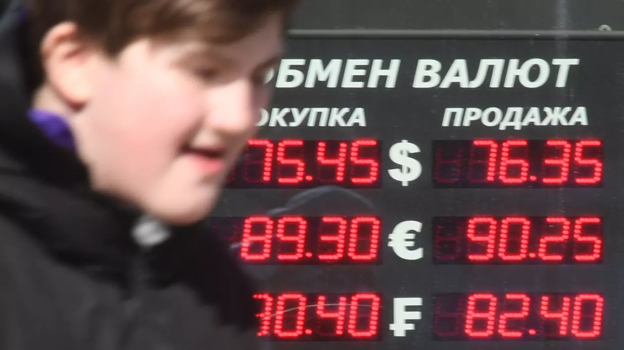 Un tânăr din Rusia s-a trezit cu 1 milion de euro în cont. Pe ce a cheltuit banii