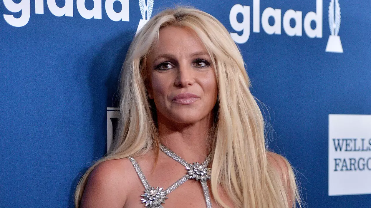 Britney Spears a pozat topless la 39 de ani. Imaginile postate pe Instagram au strâns milioane de aprecieri