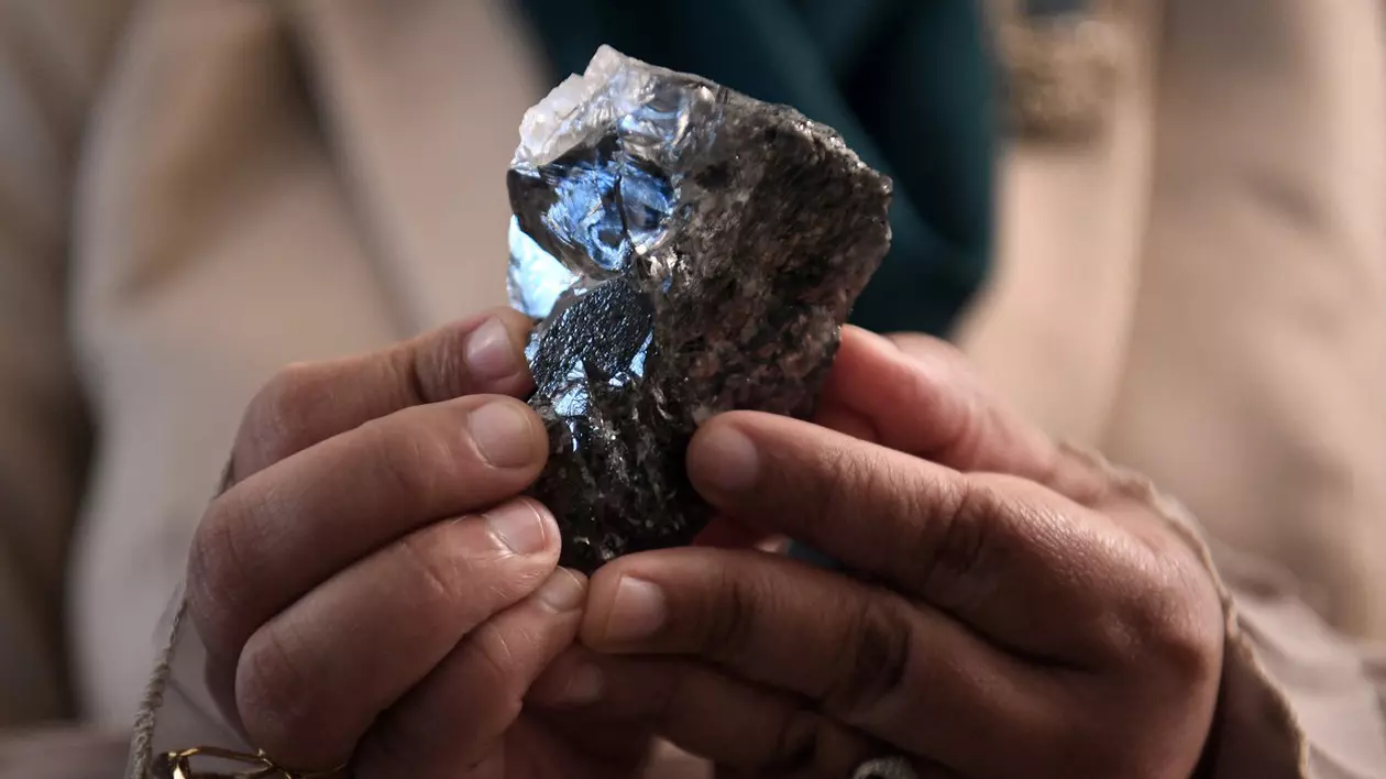 Diamant uriaș descoperit în Botswana. Este al treilea cel mai mare din lume
