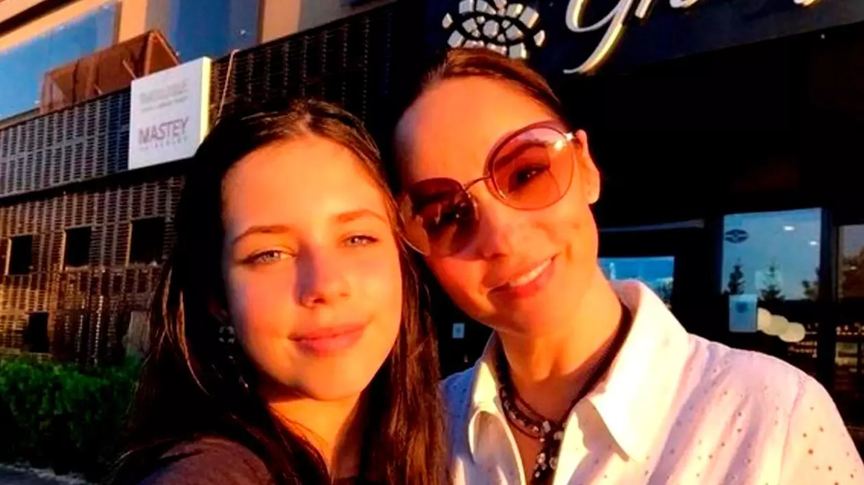Apariția rară a fiicei Andreei Marin și a lui Ștefan Bănică jr. Violeta e la fel de înaltă ca fratele ei