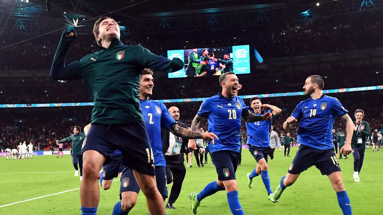Italia e prima finalistă de la Euro, după ce a învins Spania la penalty-uri