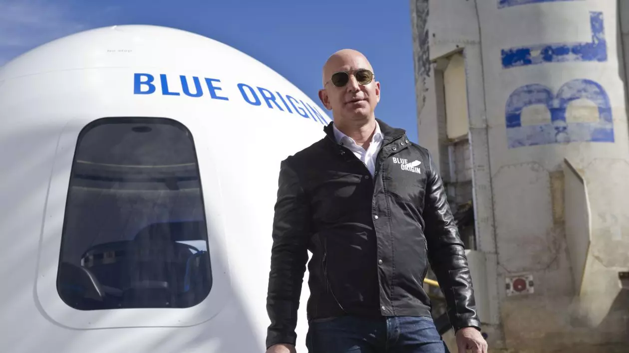 Miliardarul Jeff Bezos plănuiește să construiască o stație spațială comercială. Când ar urma să fie lansată