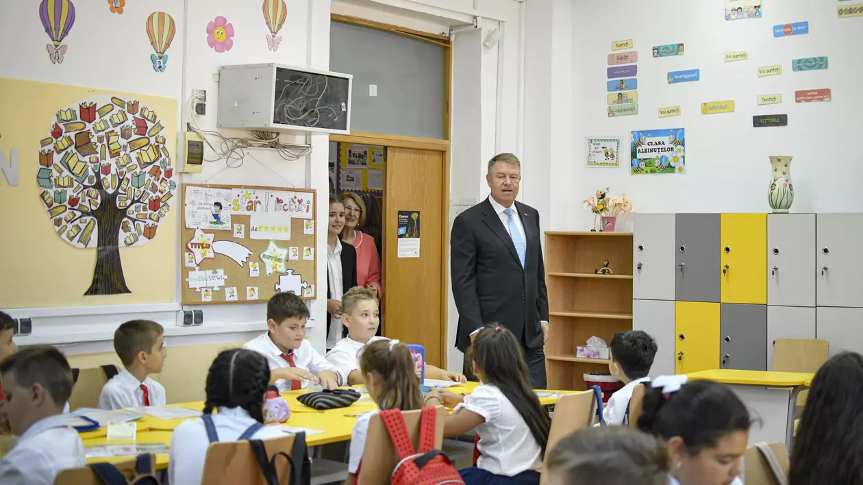 Desființarea inspectoratelor școlare, printre propunerile cuprinse în proiectul „România Educată”. În ce vor fi transformate