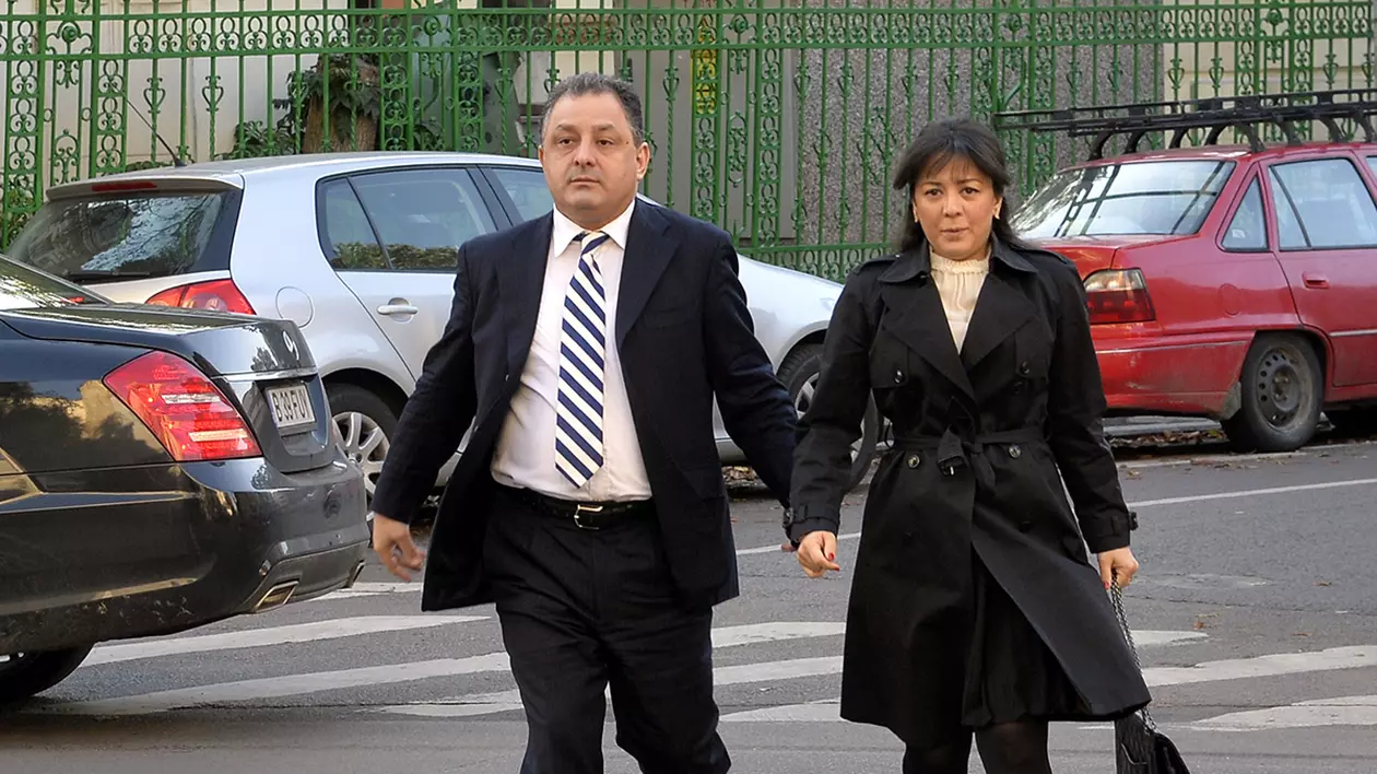 SURSE: Oana Mizil îl acuză pe Vanghelie că a agresat-o. Ordin de protecție provizoriu emis de poliție. Ce spune Vanghelie