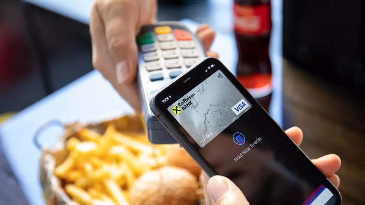 NFC, plata telefon card bancar