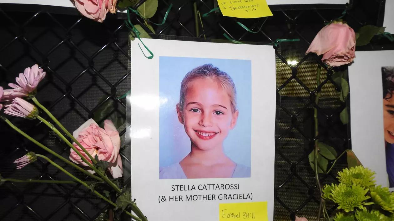 Fiica de 7 ani a unui pompier, victima tragediei din Miami. Tatăl a găsit-o sub dărâmături și a învelit-o cu drapelul SUA