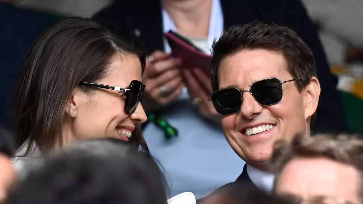 Cine este noua iubită a lui Tom Cruise. L-a însoțit la meciul de la Wimbledon 2021