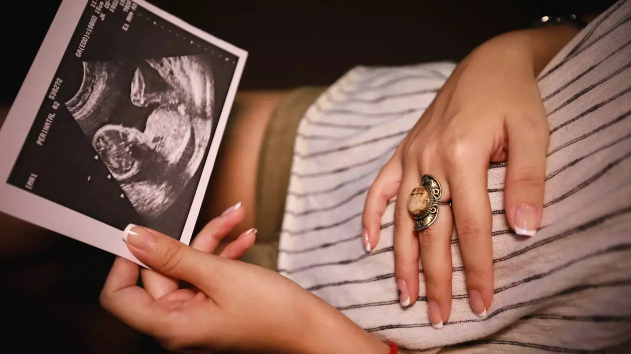 „Uterul va arăta ca după un accident de mașină”. Cine amenință astfel femeile care vor să facă întrerupere de sarcină?