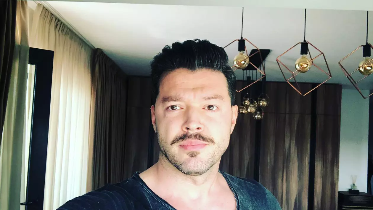 Victor Slav s-a întors la PRO TV, dar în calitate de invitat. Cu ce se ocupă acum fostul prezentator. „Îmi place ce fac”