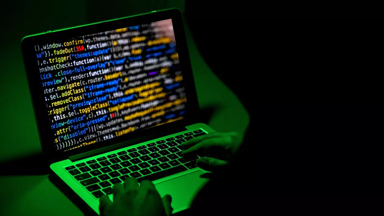 Sute de companii americane vizate de un atac cibernetic „colosal”. De unde ar proveni gruparea de hackeri