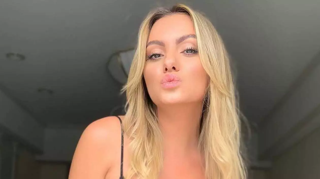 Alexandra Stan a încins atmosfera. Iluzia optică a stârnit reacții neașteptate. Toți au crezut că s-a pozat goală