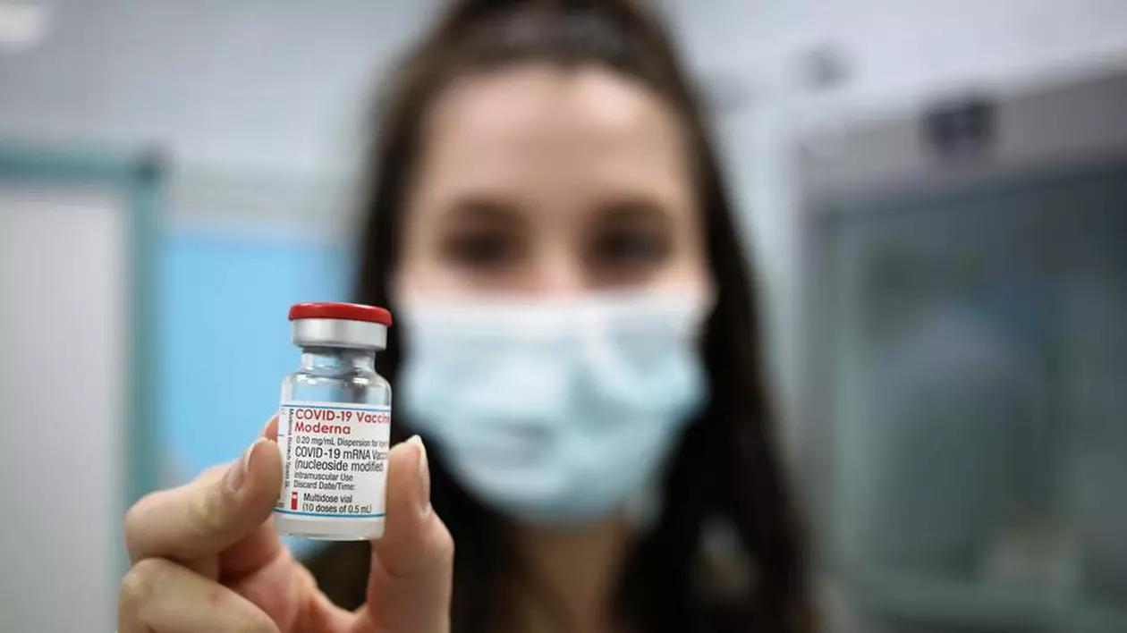 O nouă tranșă de vaccin Moderna va ajunge vineri în România