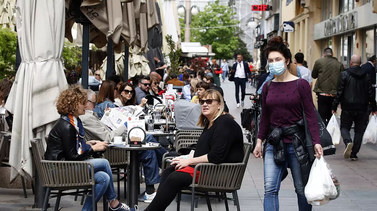Avocatul Poporului, despre faptul că cei testați nu au aceleași drepturi ca cei vaccinați: „Iarăși suntem unicat în UE”