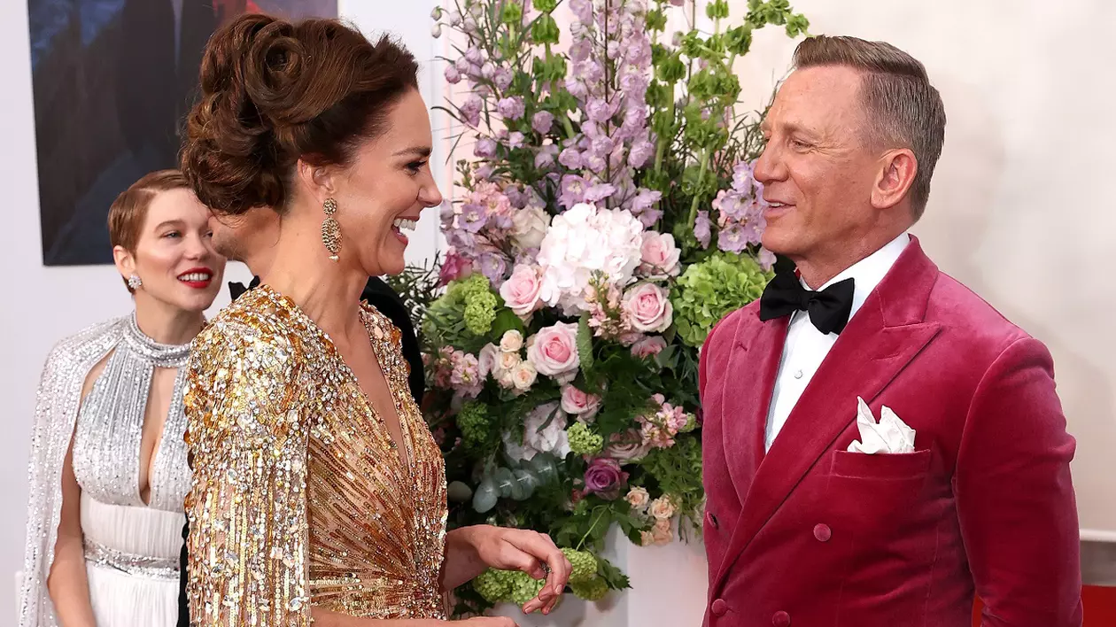 Familia regală britanică, la premiera noului film James Bond. Ce i-a spus Daniel Craig ducesei Kate Middleton