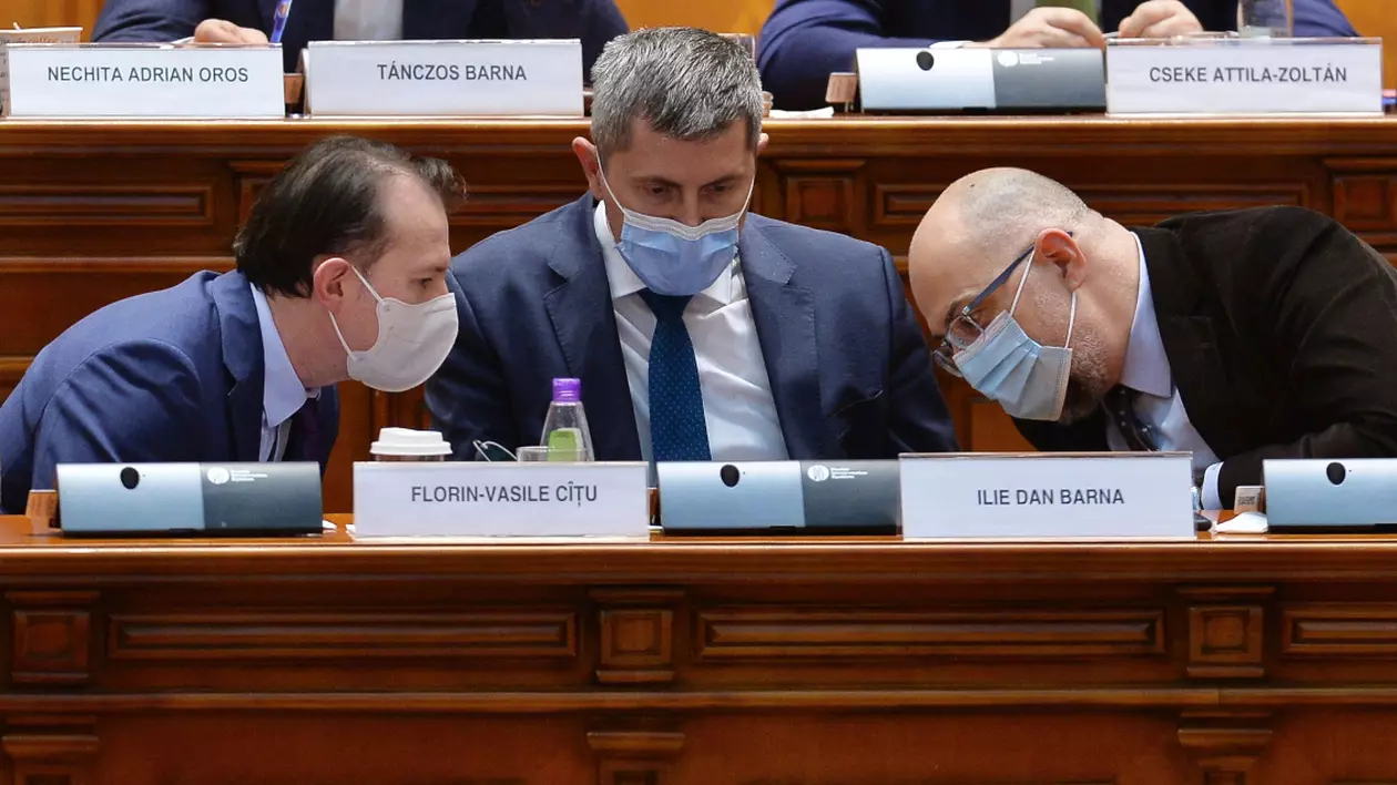 INTERVIU | Alina Mungiu-Pippidi: „Toată această enormă minciună care a fost coaliția PNL-USR-PLUS trebuia să se dezumfle”