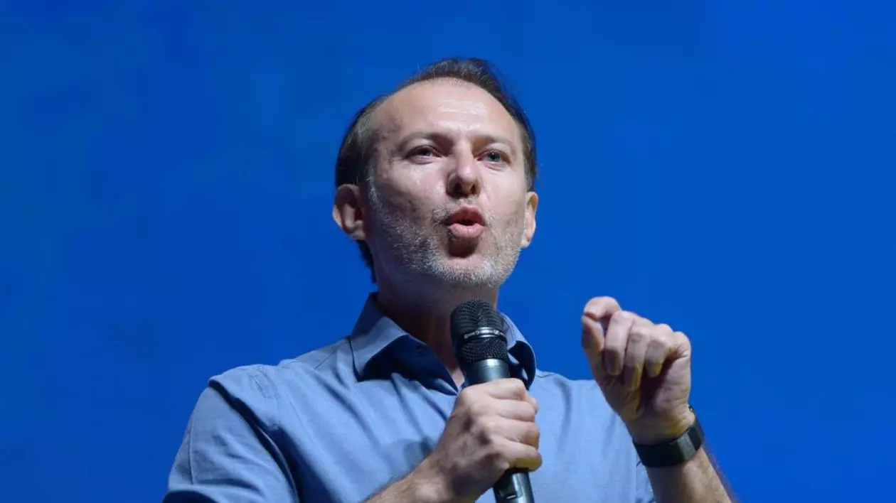 VIDEO Bancherul englez care l-a angajat pe Florin Cîțu economist-șef la ING infirmă că acesta a lucrat într-o bancă rusească
