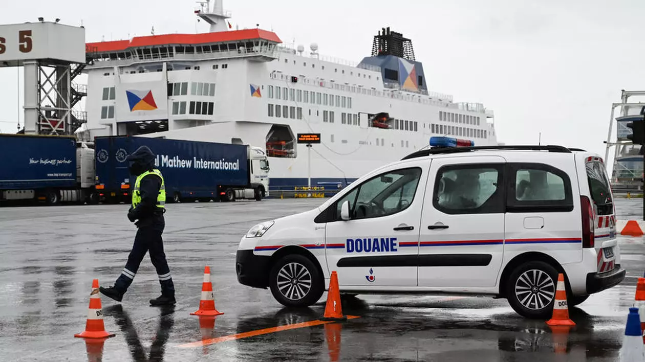 Peste 60% dintre cetățenii UE opriți în porturile din Marea Britanie după Brexit sunt români, arată datele oficiale