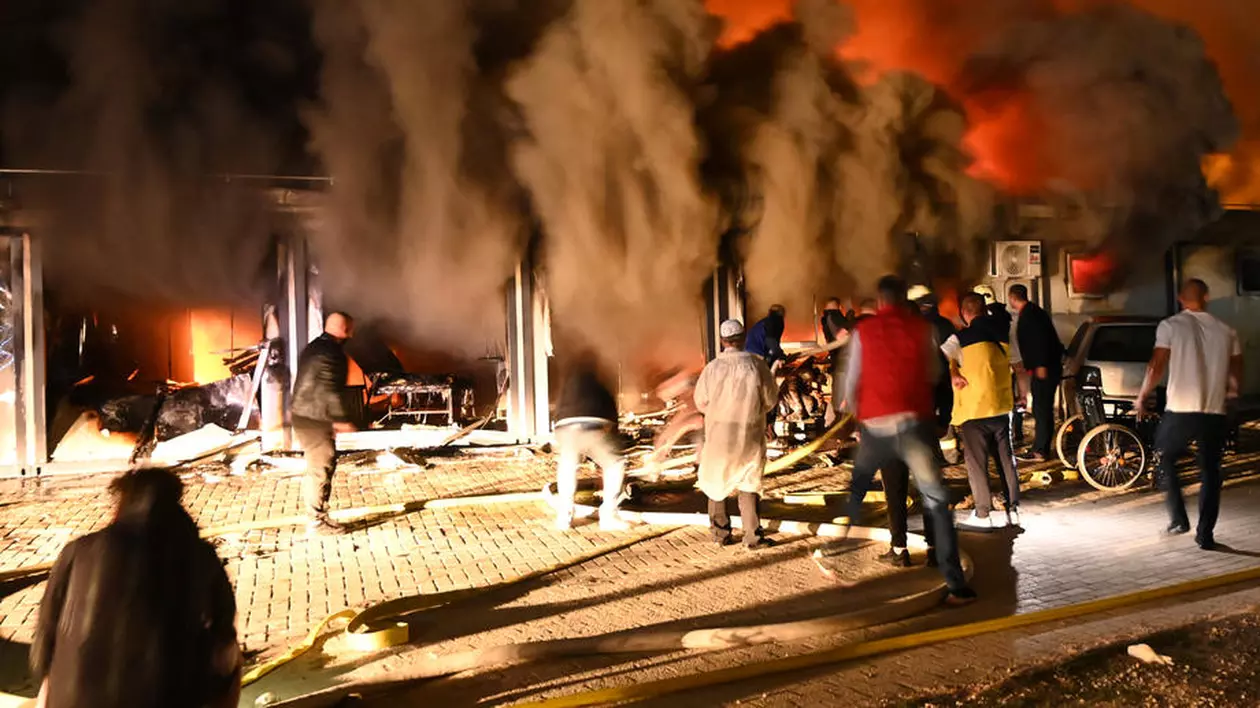 Cel puțin 10 morți, după un incendiu izbucnit la un spital COVID din Macedonia de Nord