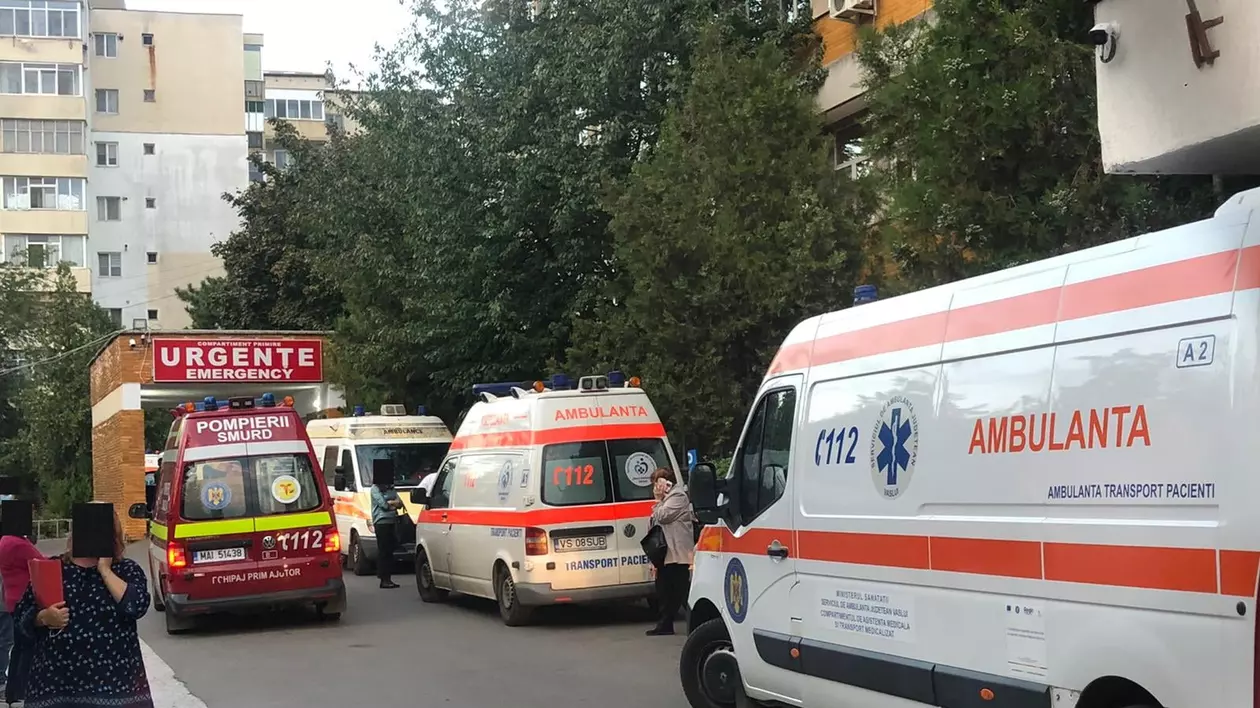Spitalul din Bârlad, copleșit de numărul mare de pacienți. Medic: „Și acum avem bolnavi în ATI care nu cred că există virusul”