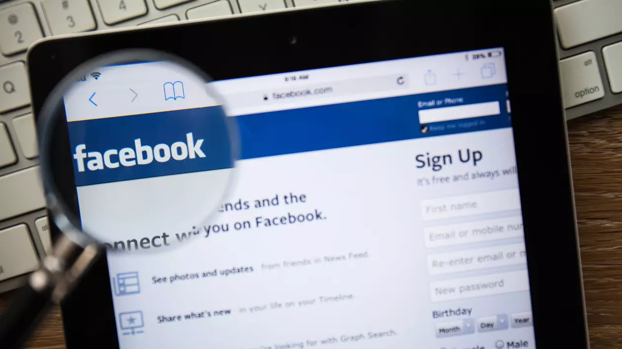 Criza Facebook se amplifică, în urma unor noi scurgeri de informații. Un alt fost angajat acuză compania că permite dezinformarea