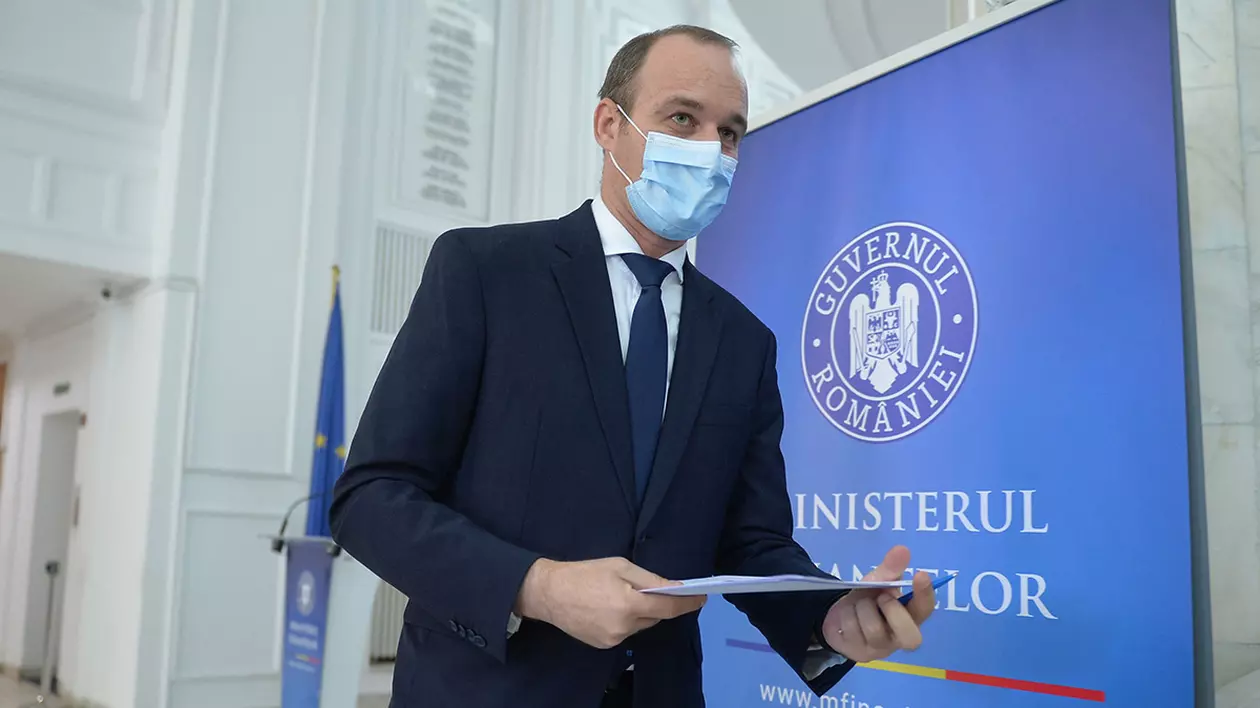 Oferind un dar celor cu venituri mari, ministrul demis al finanțelor face un cadou otrăvit tuturor
