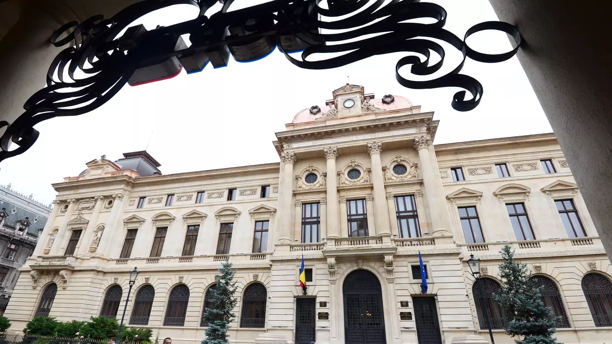BNR, îngrijorată de deficitul bugetar și politica fiscală