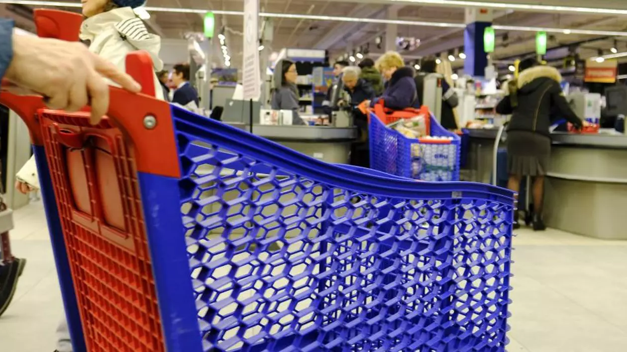 Produsul pe care Carrefour România îl retrage în aceste ore din magazine. Cei care l-au cumpărat sunt sfătuiți să-l distrugă