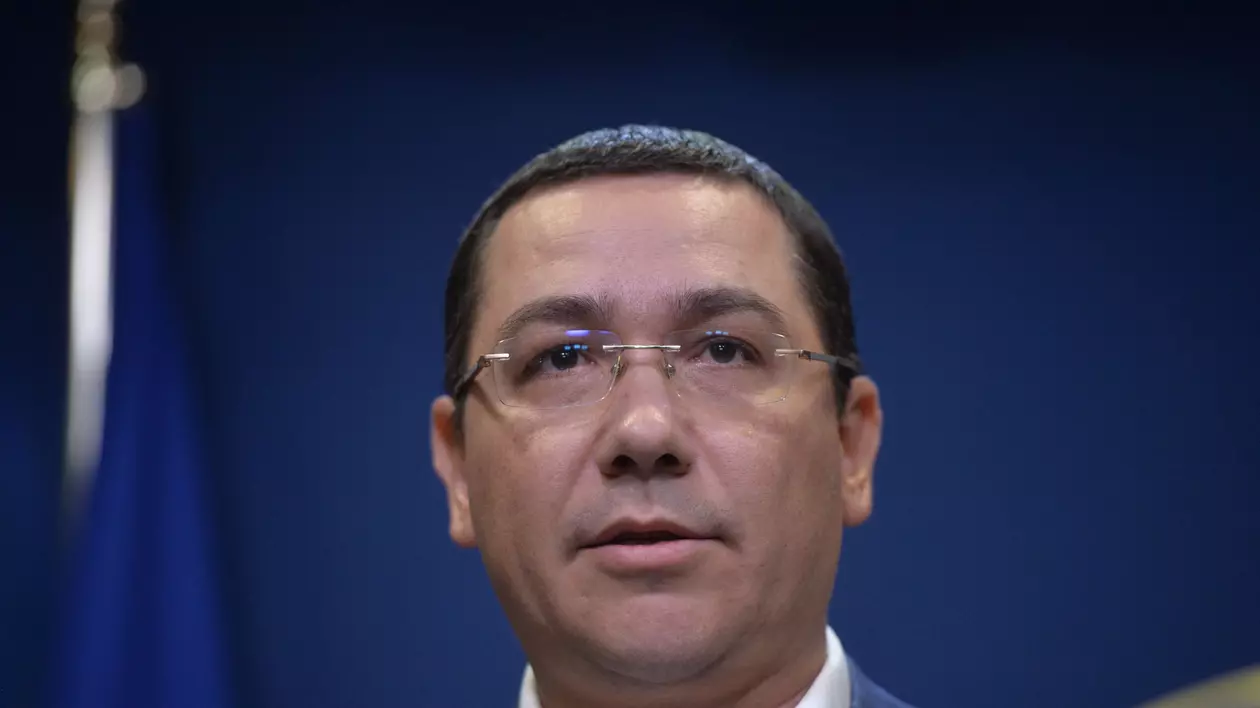 Victor Ponta câștigă la CEDO, după ce a fost condamnat pentru o postare pe Facebook, în care îl ataca pe Lucian Isar