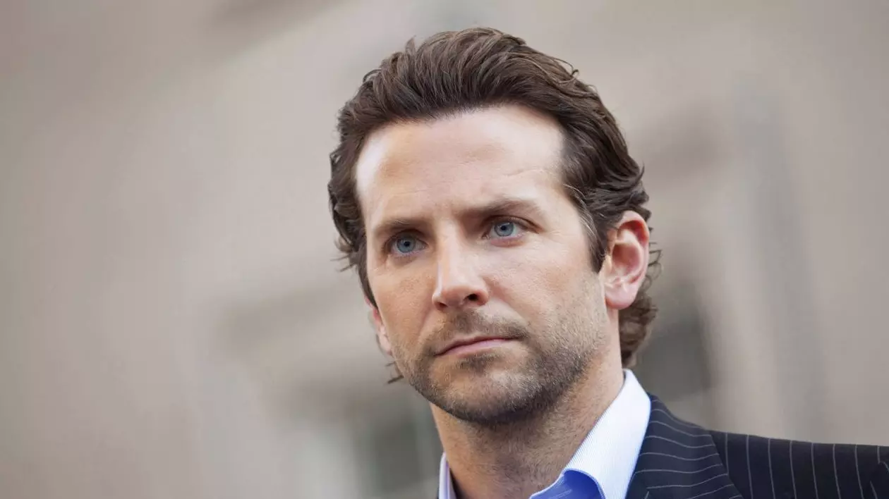 Bradley Cooper, atacat cu cuțitul la metrou, în New York. Ce a făcut celebrul actor ca să scape