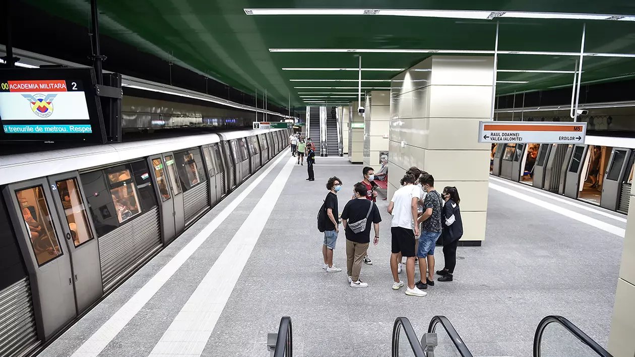 Proiect-pilot pentru porți antisuicid la metroul bucureștean. În ce stație vor fi amplasate