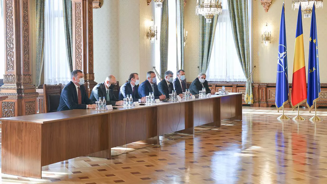 Lista miniștrilor din Guvernul PNL-PSD-UDMR. Rafila, la Sănătate, iar Firea la Ministerul Familiei