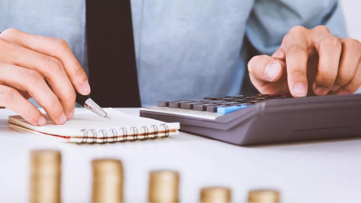 Filozofia „Black Friday”: în piață toți fură, dar nu e drept să taxăm! De ce taxarea înseamnă oxigen în spital și școli mai bune