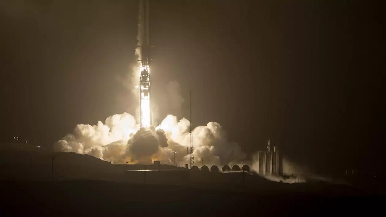 SpaceX trimite la Stația Spațială Internațională un echipaj de astronauți, pentru o perioadă de șase luni