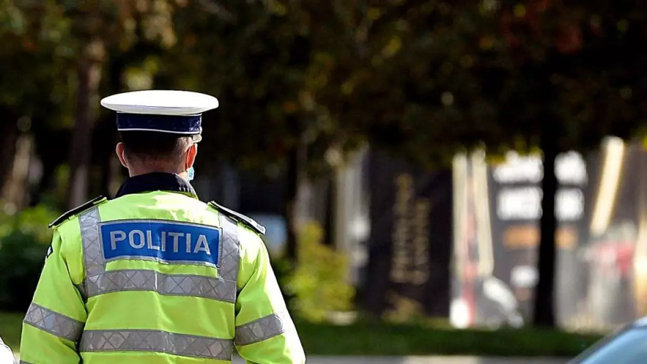 VIDEO Un șofer cu permisul suspendat a cerut să i-l aducă înapoi Moș Nicolae. Polițiștii i-au răspuns: „Poate Iepurașul de Paște”