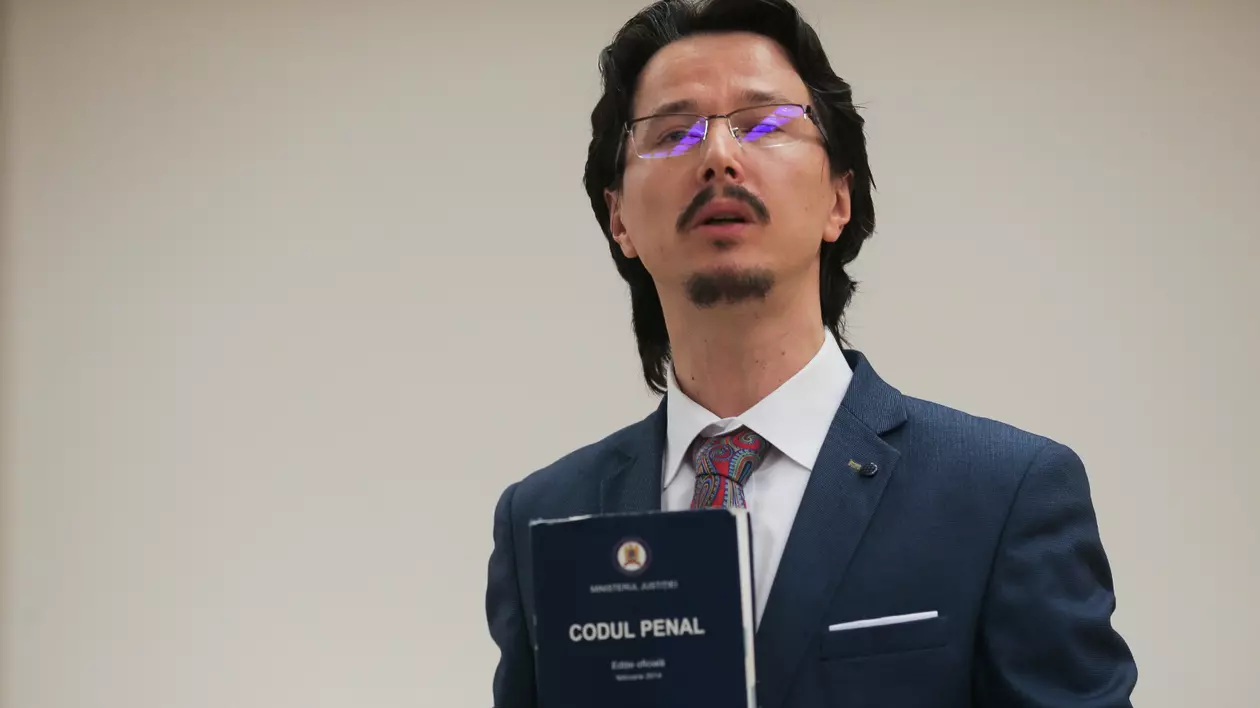 Să tragem linie și să vedem ce-am făcut din justiție. Ridicolul caz Danileț - CSM - TikTok