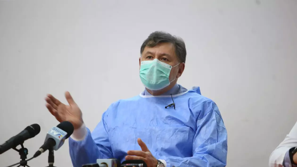 Alexandru Rafila: Până la sfârşitul lunii vom avea primele cantităţi de Molnupiravir