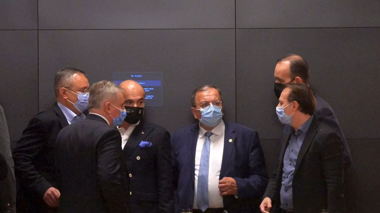 PNL a început negocierile pentru fuziune cu ALDE. „Săptămâna viitoare putem avansa data consiliului de unificare”
