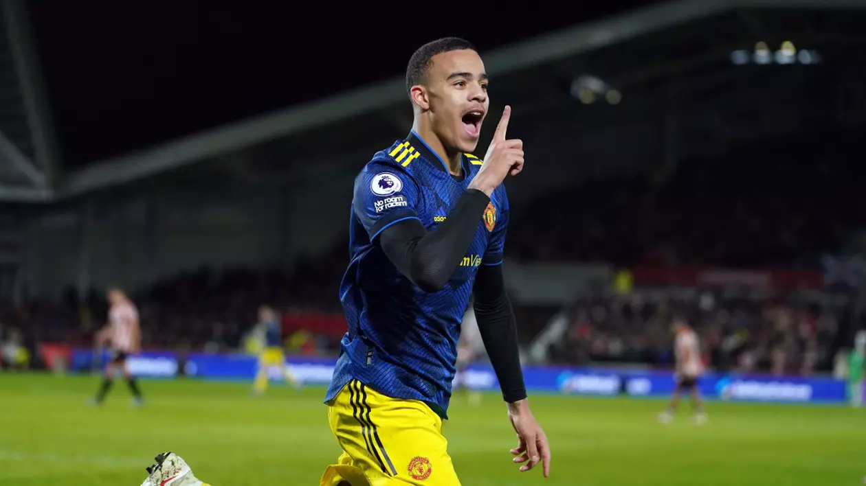 Atacantul Mason Greenwood de la Manchester United, arestat după ce și-a bătut iubita