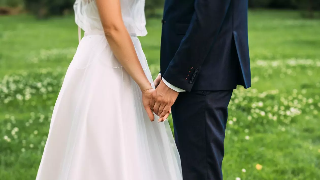 Doi soți au divorțat după dansul mirilor, din cauză că familia bărbatului a fost deranjată de versurile melodiei, în Irak